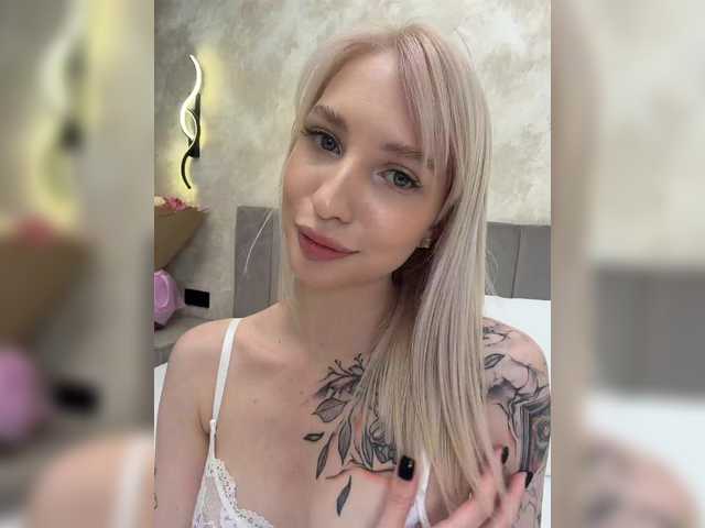 Cristi-Candy preview