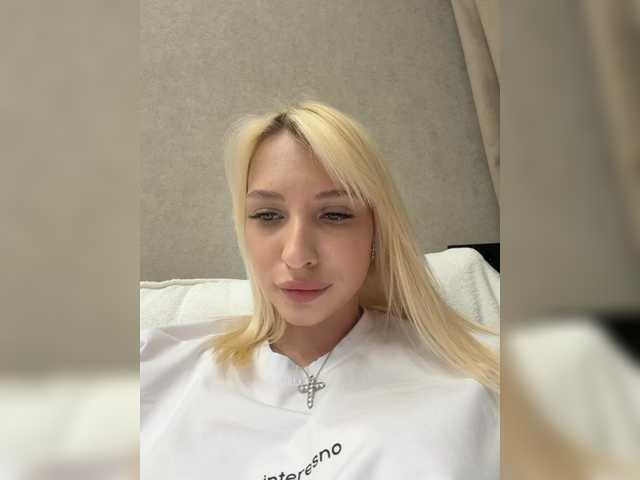 EwaBrown's BongaCams show and profile