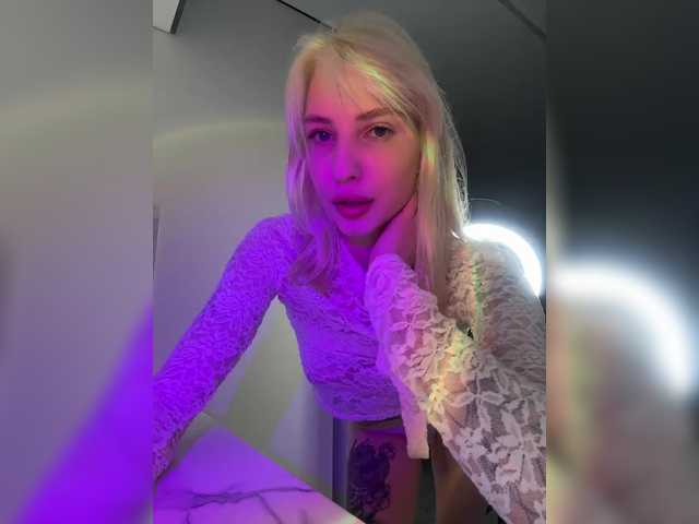 EwaBrown's BongaCams show and profile