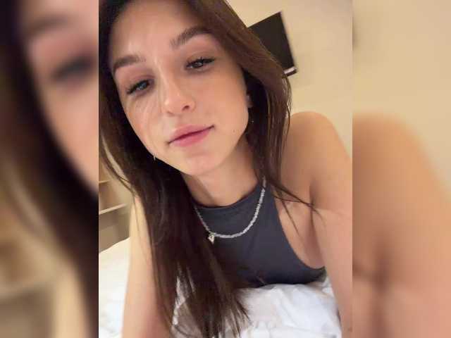 Sex chat gratuit in direct cu EwaBrown pe BongaCams