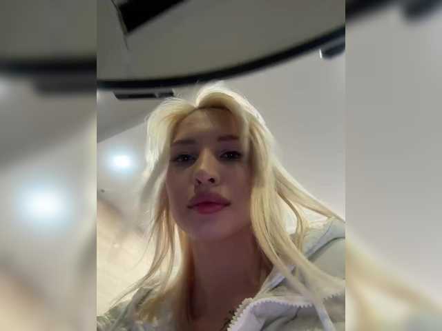 EwaBrown's BongaCams show and profile