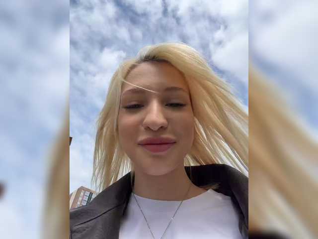 EwaBrown's BongaCams profile