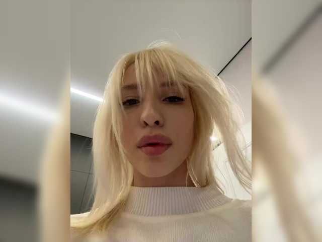 EwaBrown's BongaCams show and profile