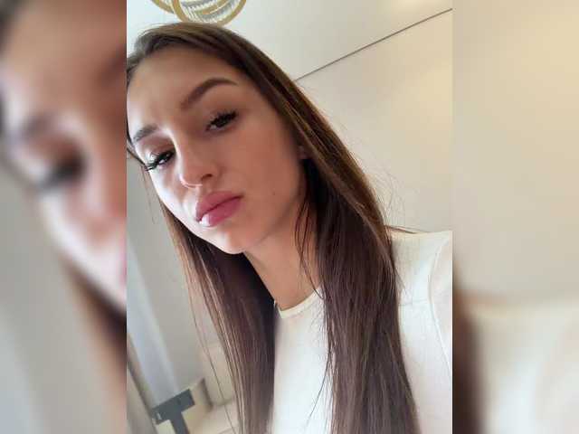 EwaBrown's BongaCams show and profile