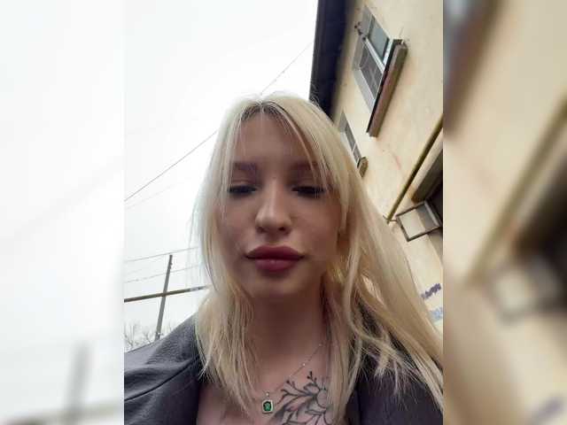 EwaBrown's BongaCams profile