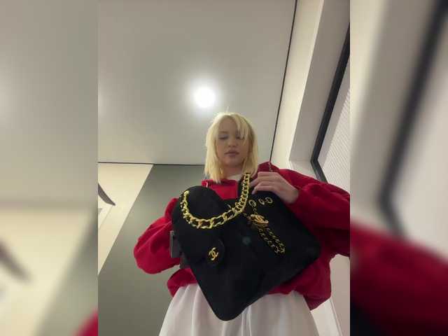 EwaBrown's BongaCams show and profile