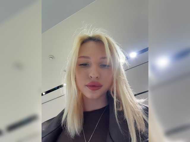 EwaBrown's BongaCams profile