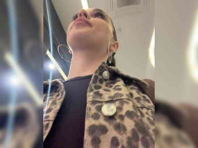 -Sasha-Orlova- webcam