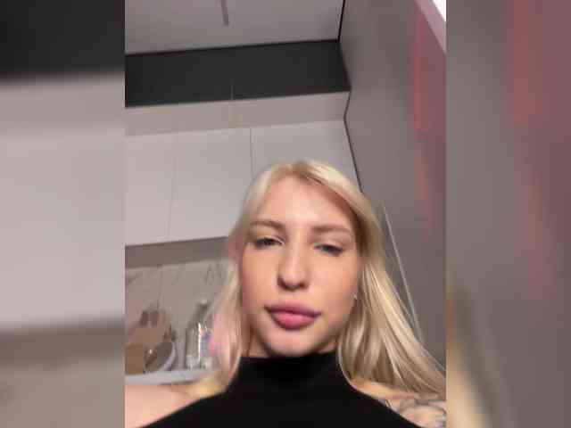 Cristi-Candy webcam