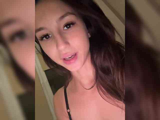 --Eva-22-- webcam