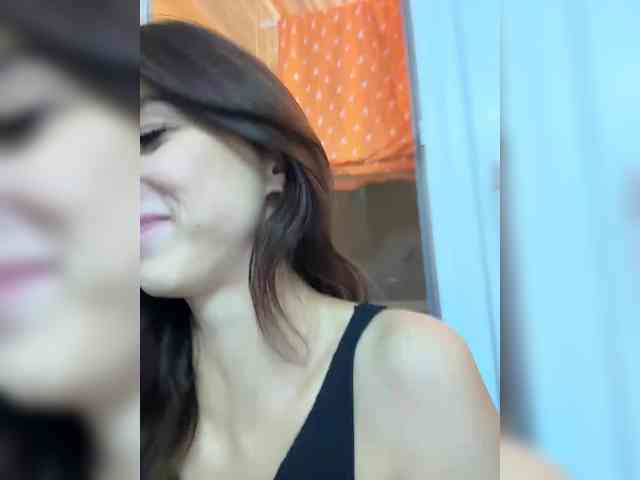 --Eva-22-- webcam