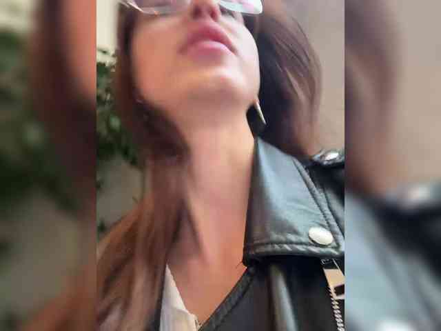 EwaBrown's webcam live show