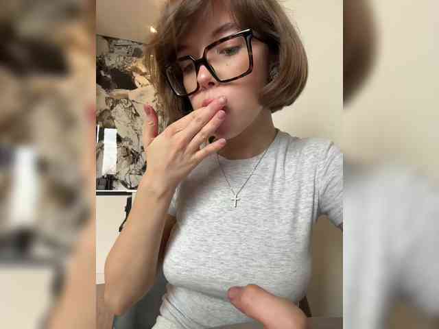 EwaBrown's webcam live show
