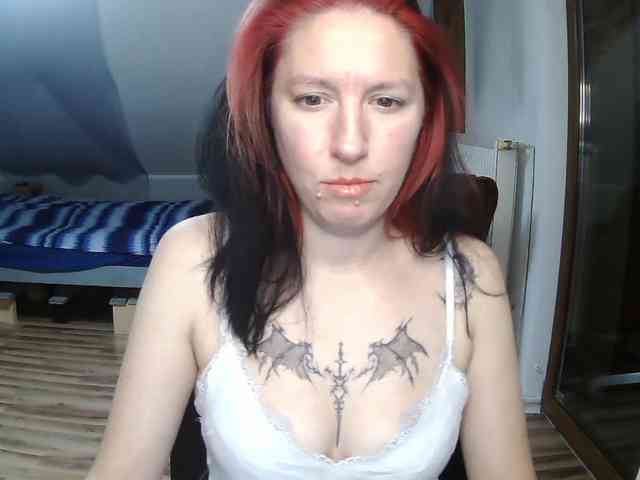 JudyAmazing webcam
