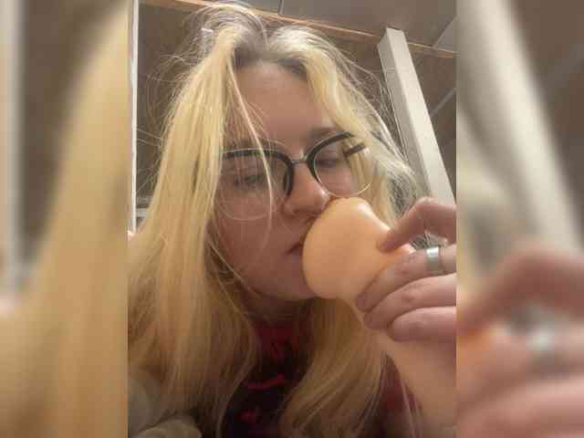 purplefoxy888 webcam