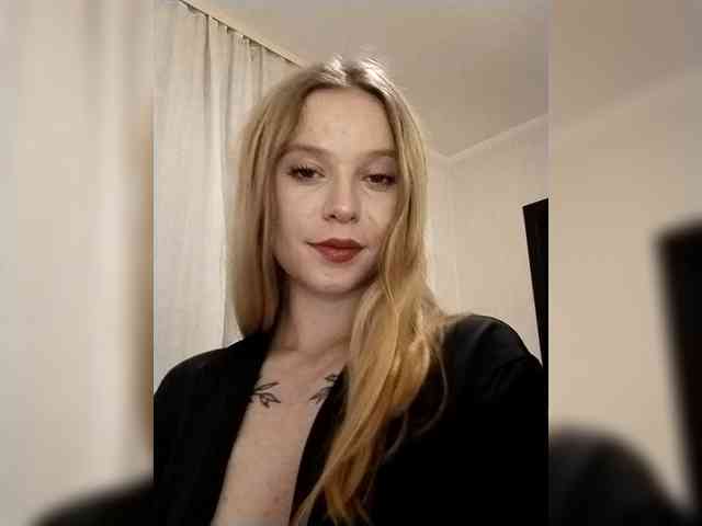 1biscuit1 webcam