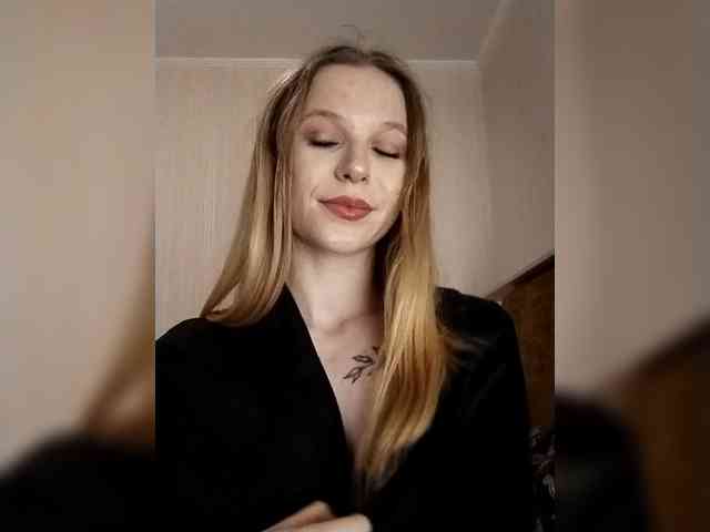 1biscuit1 webcam