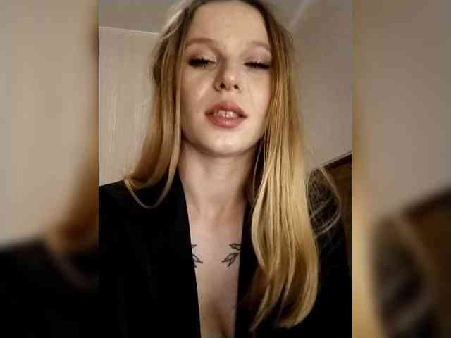 1biscuit1 webcam