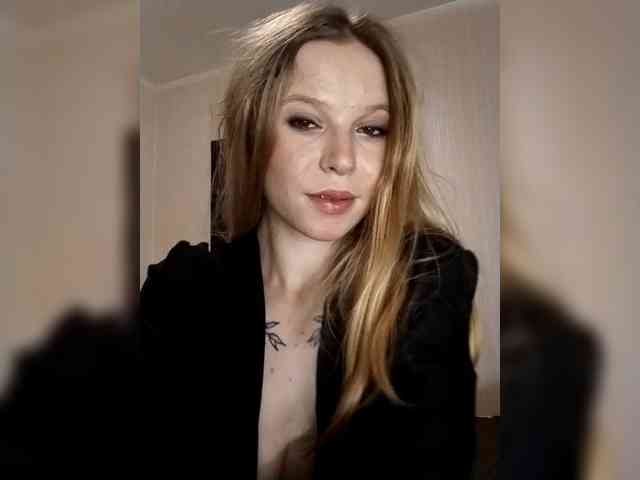 1biscuit1 Live Webcam on BongaCams