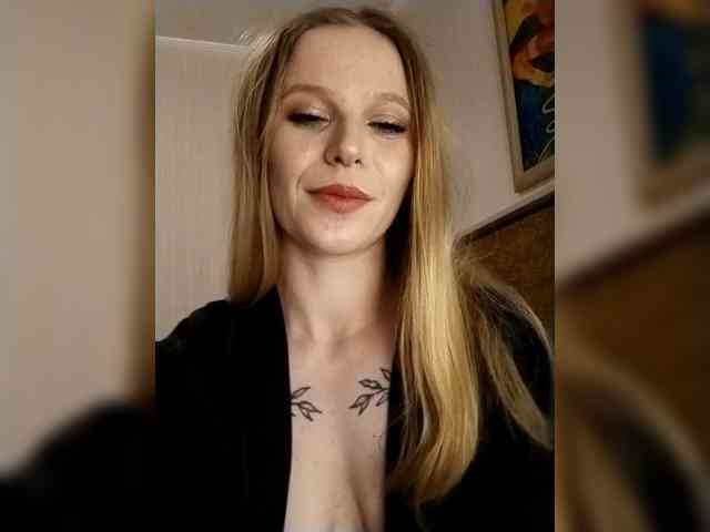 1biscuit1 webcam