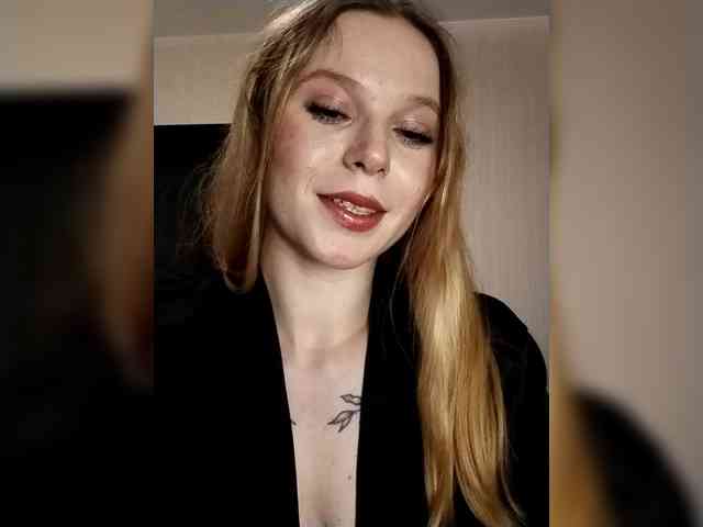 1biscuit1 webcam