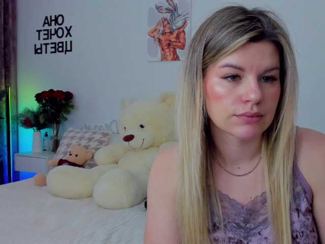 AlexaX7's BongaCams show and profile