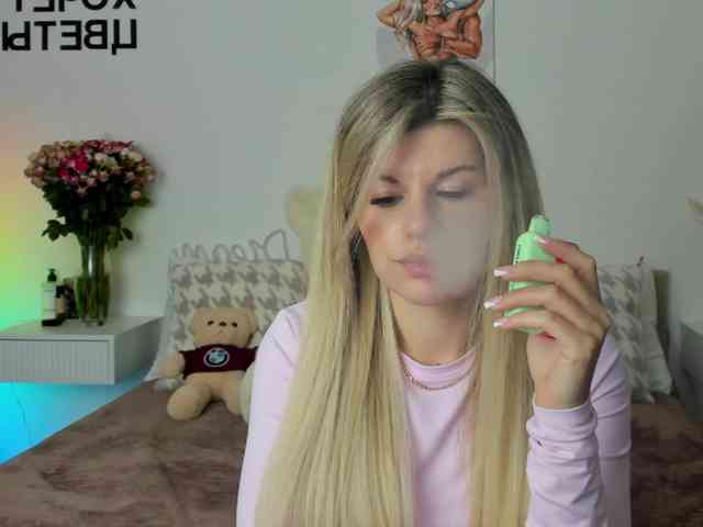 AlexaX7 webcam
