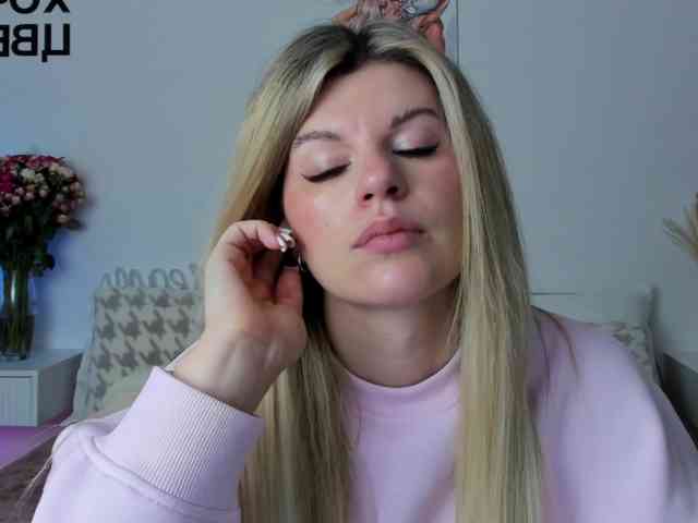 AlexaX7 webcam