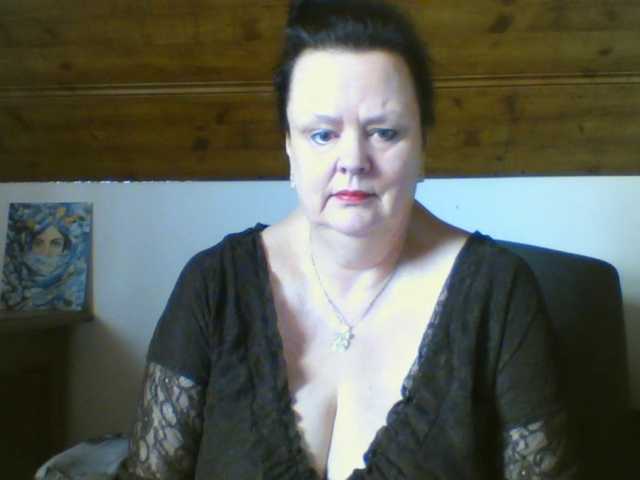 TiffanyAmore's BongaCams show and profile