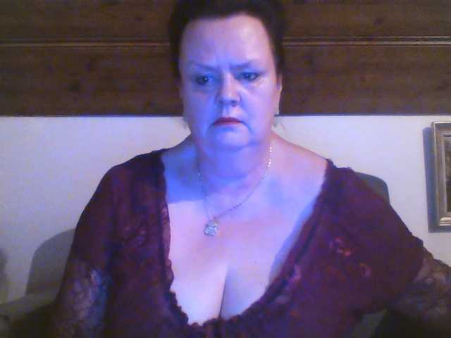 TiffanyAmore's BongaCams show and profile