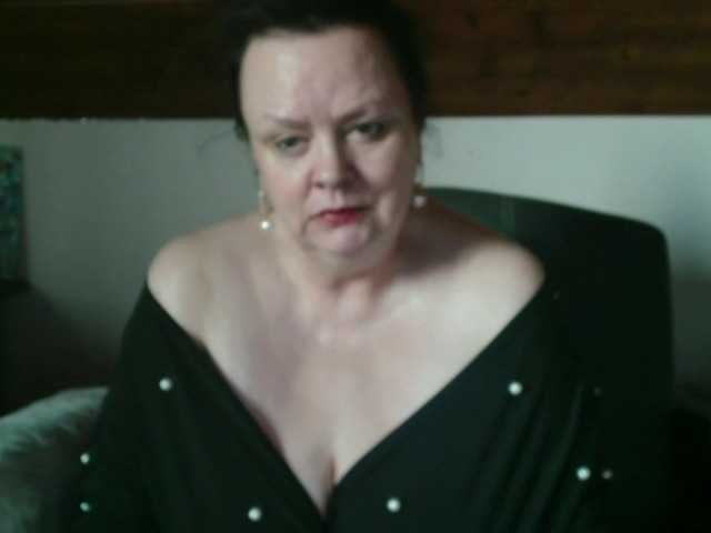 TiffanyAmore's BongaCams show and profile