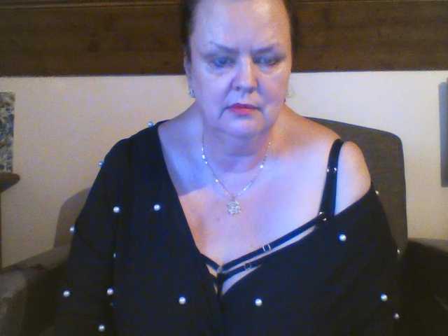 TiffanyAmore's BongaCams show and profile