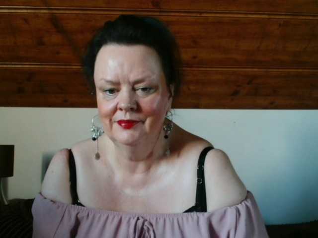 Try 55 years old TiffanyAmore from BongaCams TiffanyAmore from BongaCams