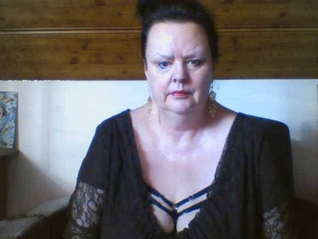 TiffanyAmore's BongaCams show and profile