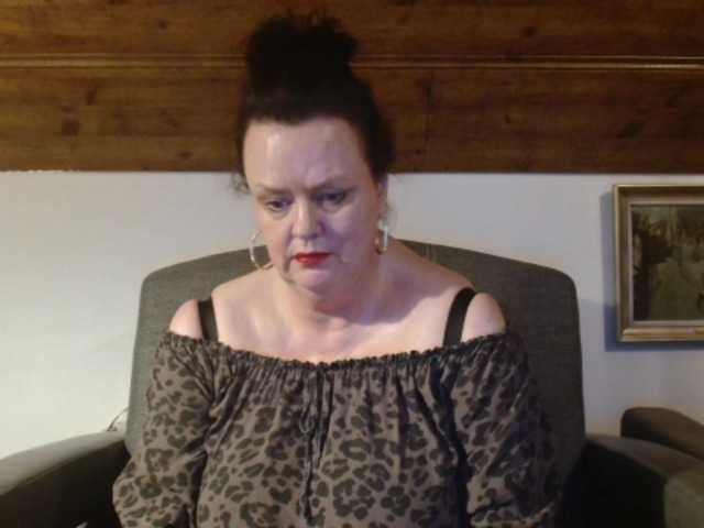 TiffanyAmore webcam bongacams model stream image