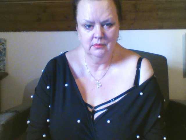 TiffanyAmore's BongaCams show and profile