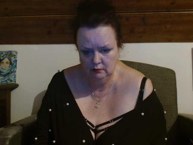 TiffanyAmore's BongaCams show and profile