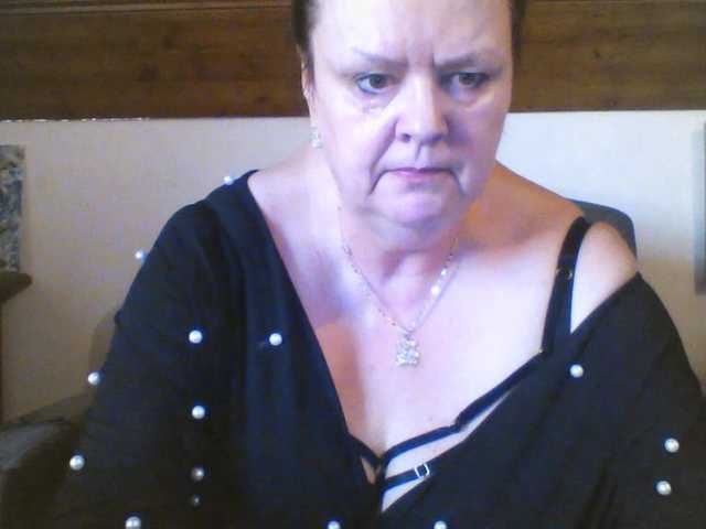 TiffanyAmore's BongaCams show and profile