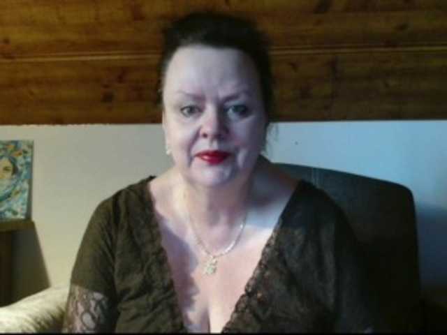 TiffanyAmore — #mommy #mom #milf #bigbreast #milk #mature #femine #beagoodboy #obeyme  :bunny  Are you ready to serve?  :bunny 