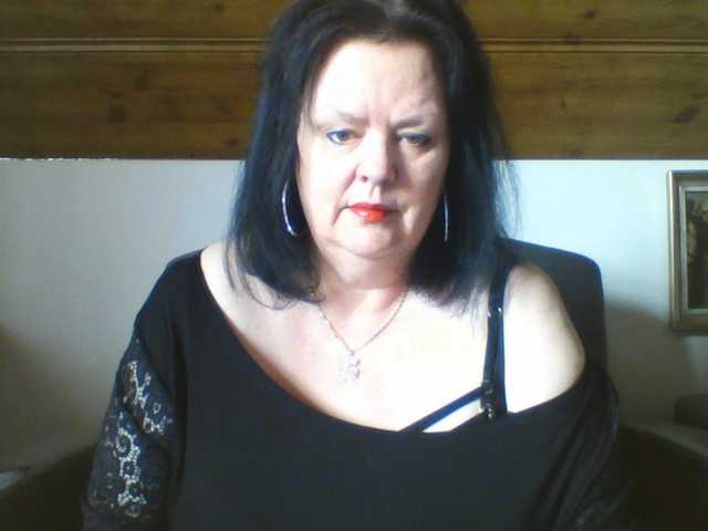 TiffanyAmore's BongaCams show and profile