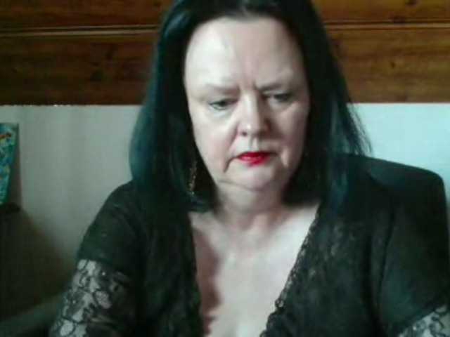 TiffanyAmore's BongaCams show and profile