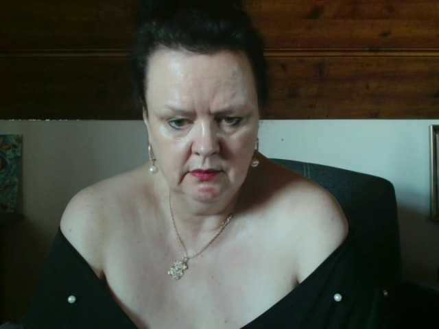 TiffanyAmore's BongaCams show and profile