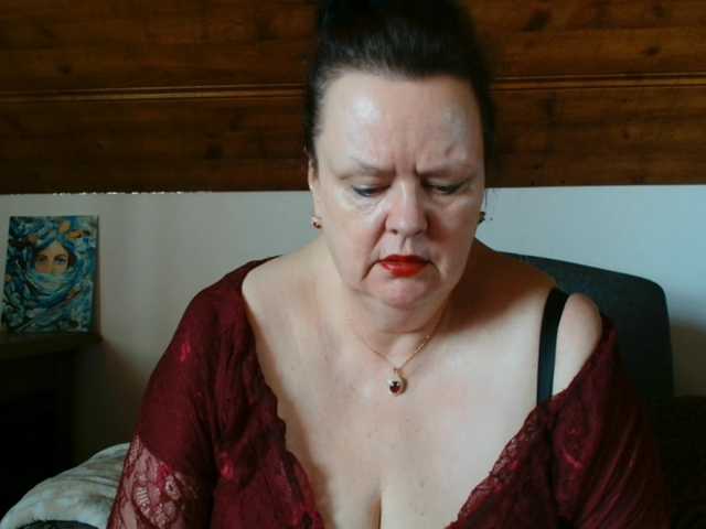 TiffanyAmore's BongaCams show and profile