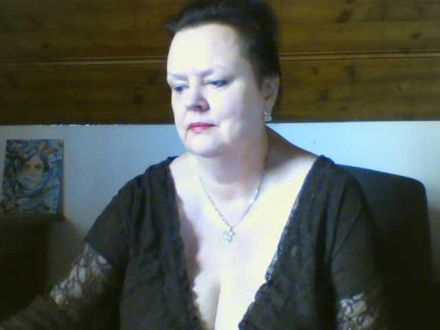 TiffanyAmore's BongaCams show and profile