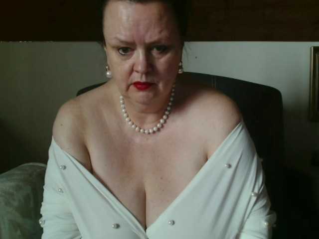 TiffanyAmore's BongaCams show and profile