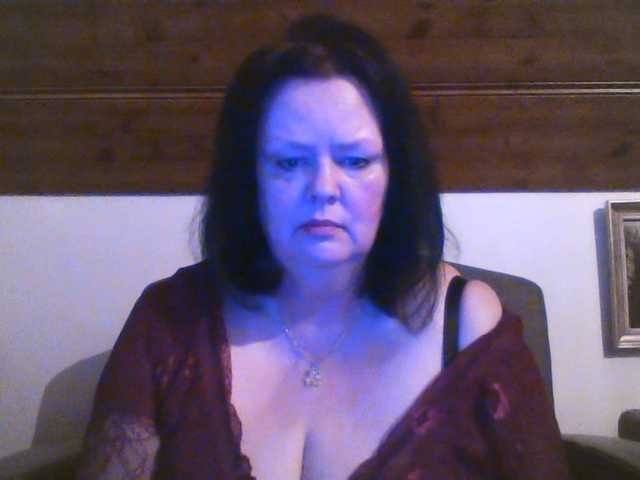 TiffanyAmore's BongaCams show and profile