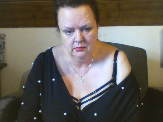 TiffanyAmore's BongaCams show and profile