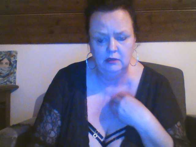 TiffanyAmore's BongaCams show and profile