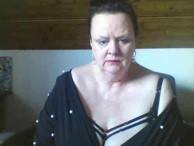 TiffanyAmore Live Webcam on BongaCams