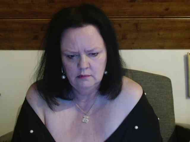 TiffanyAmore Live Webcam on BongaCams